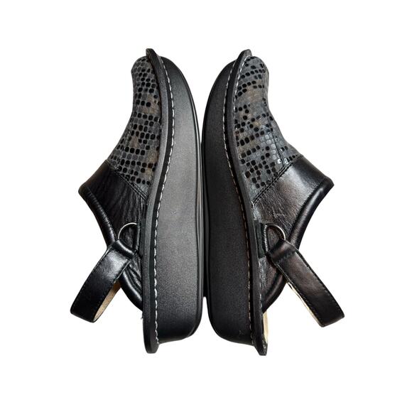 Alegria Seville Leather Clogs Black Embossed Snake Pattern Slip-On Shoes Size 39 - Picture 5 of 7